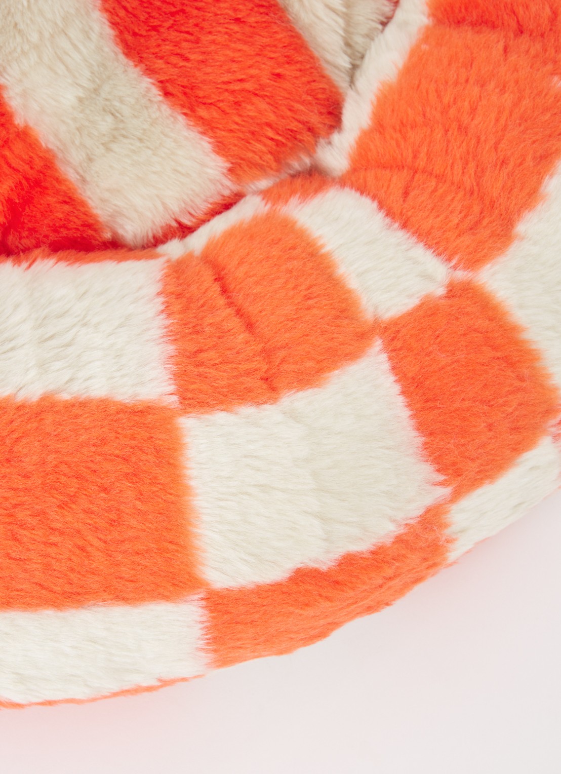 DOGGUO Block hondenmand met print 50 x 50 cm - detail 3 oranje