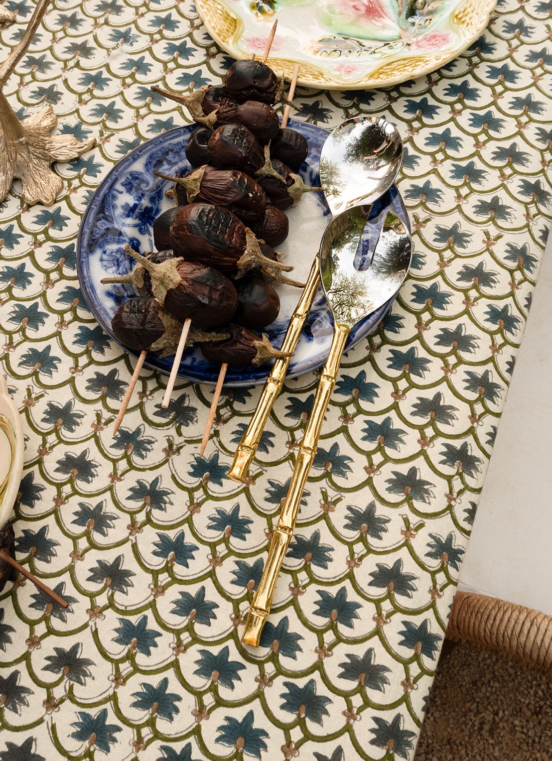 Doing Goods Bodhi Bamboo saladebestek set van 2 in giftbox - voorkant 3 brons