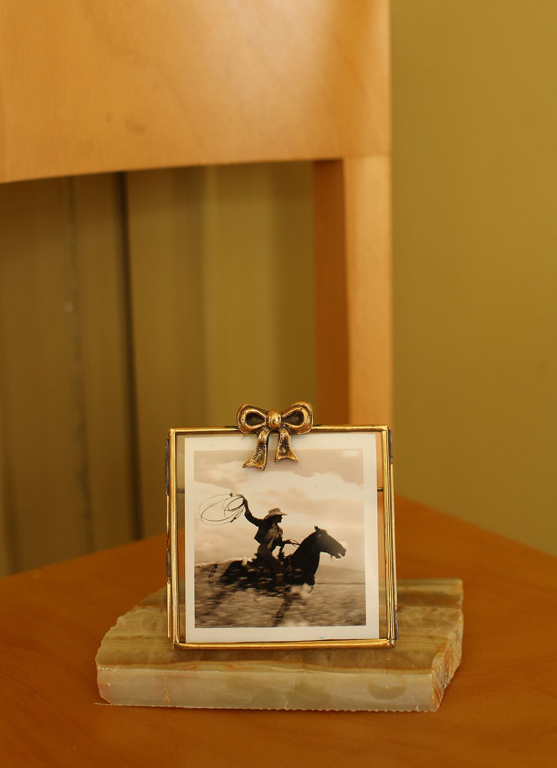 Doing Goods Bowie Bow polaroid fotolijst - voorkant 4 brons