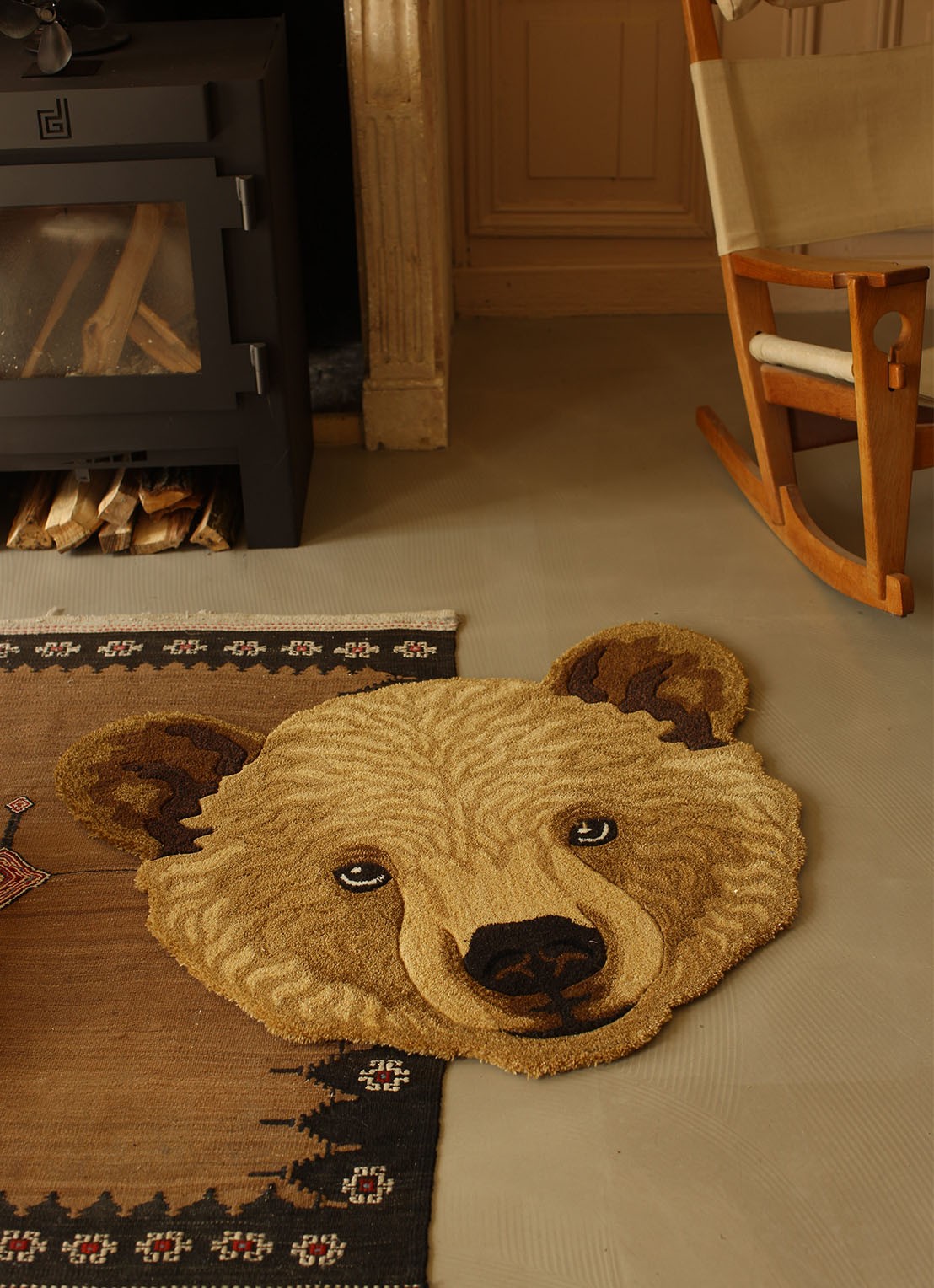 Doing Goods Bruno Beer Dierenkop vloerkleed 100 x 95 cm - detail 4 bruin