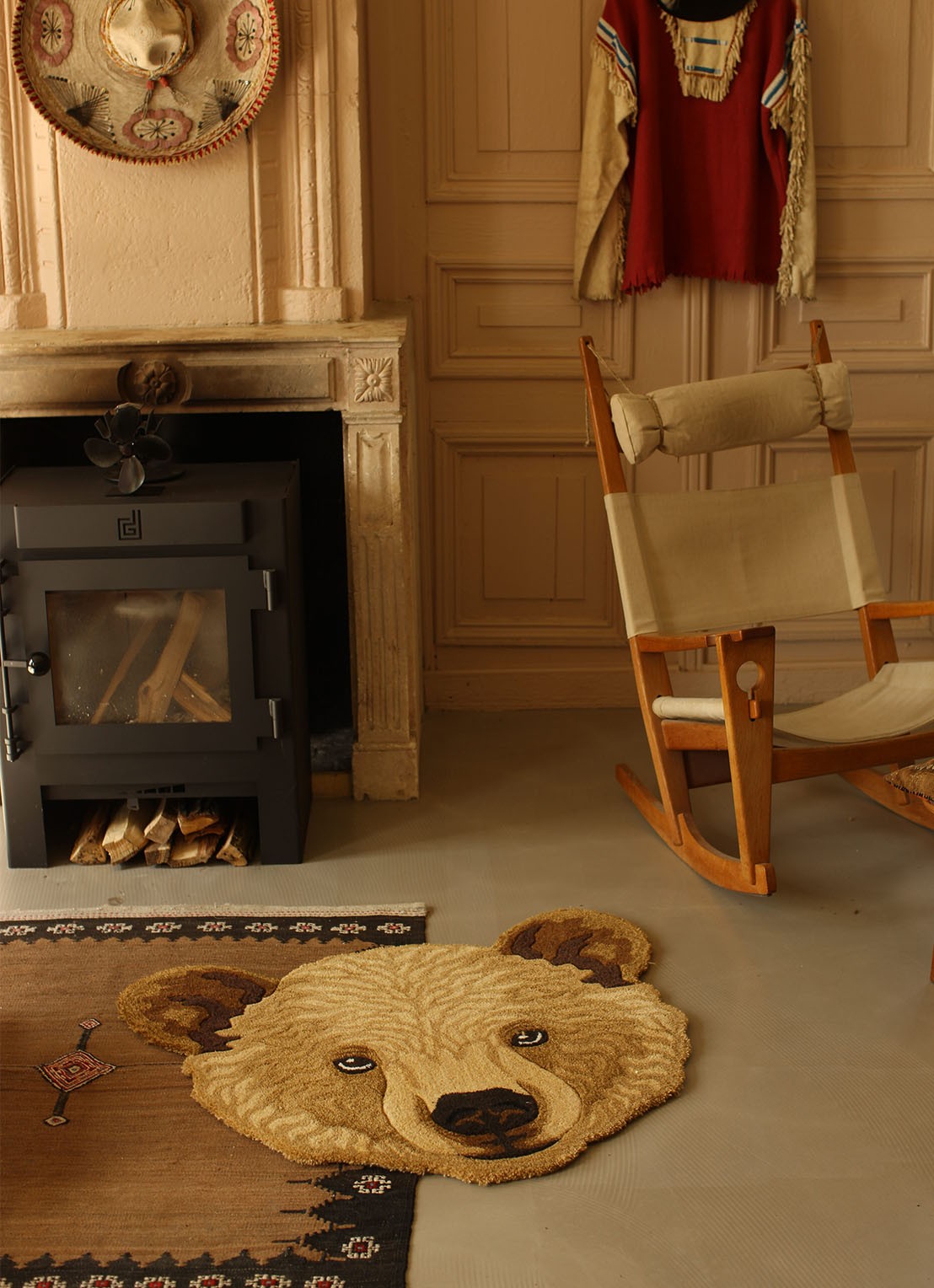 Doing Goods Bruno Beer Dierenkop vloerkleed 100 x 95 cm - voorkant 3 bruin