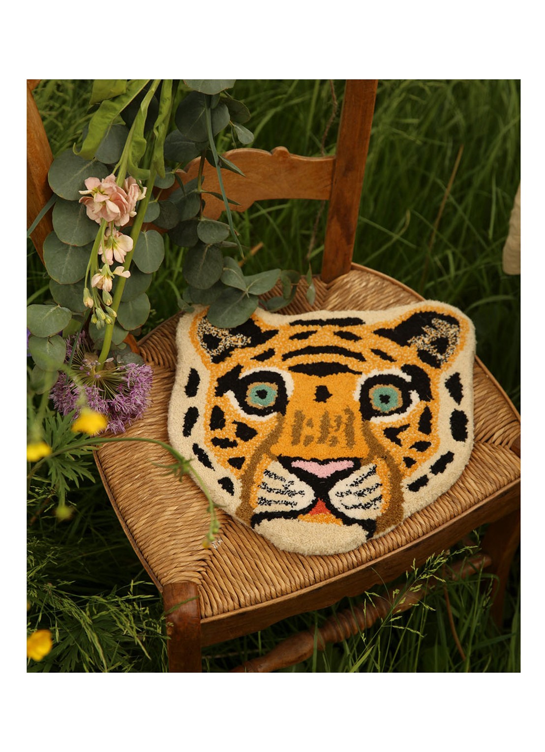 Doing Goods Cloudy Tiger Head voetenkleed 32 x 30 cm - detail 3 oranje
