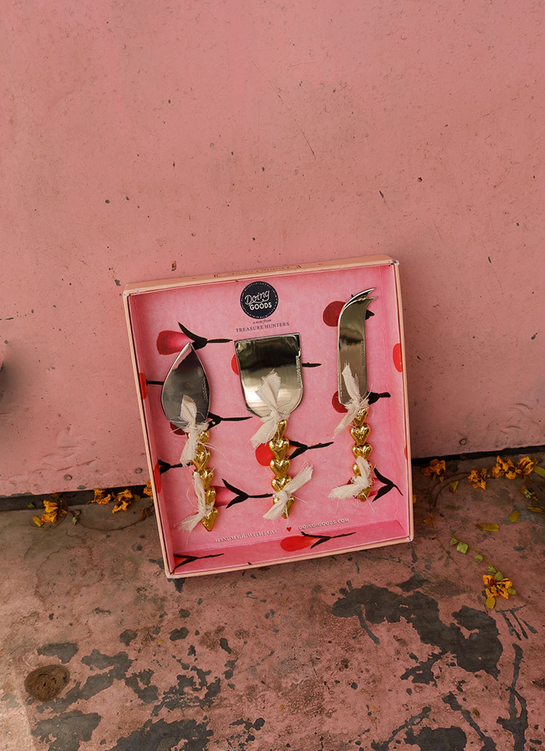 Doing Goods Holly Hart kaasmessenset in giftbox 3-delig - voorkant 2 goud