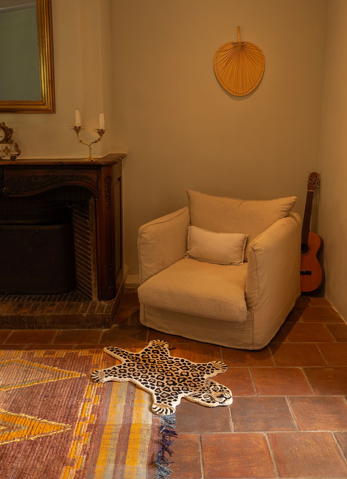 Doing Goods Loony Leopard Small kleed 92 x 62 cm - detail 4 beige