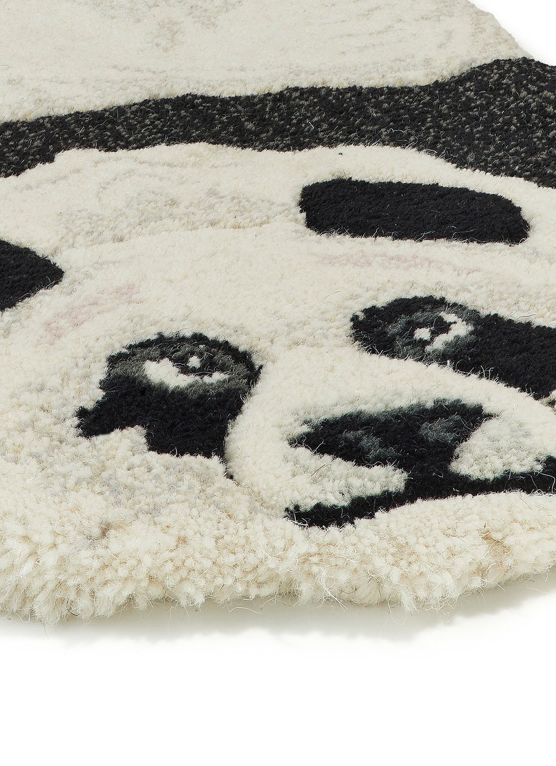 Doing Goods Plumpy Panda vloerkleed 97 x 55 cm - achterkant 4 zwart