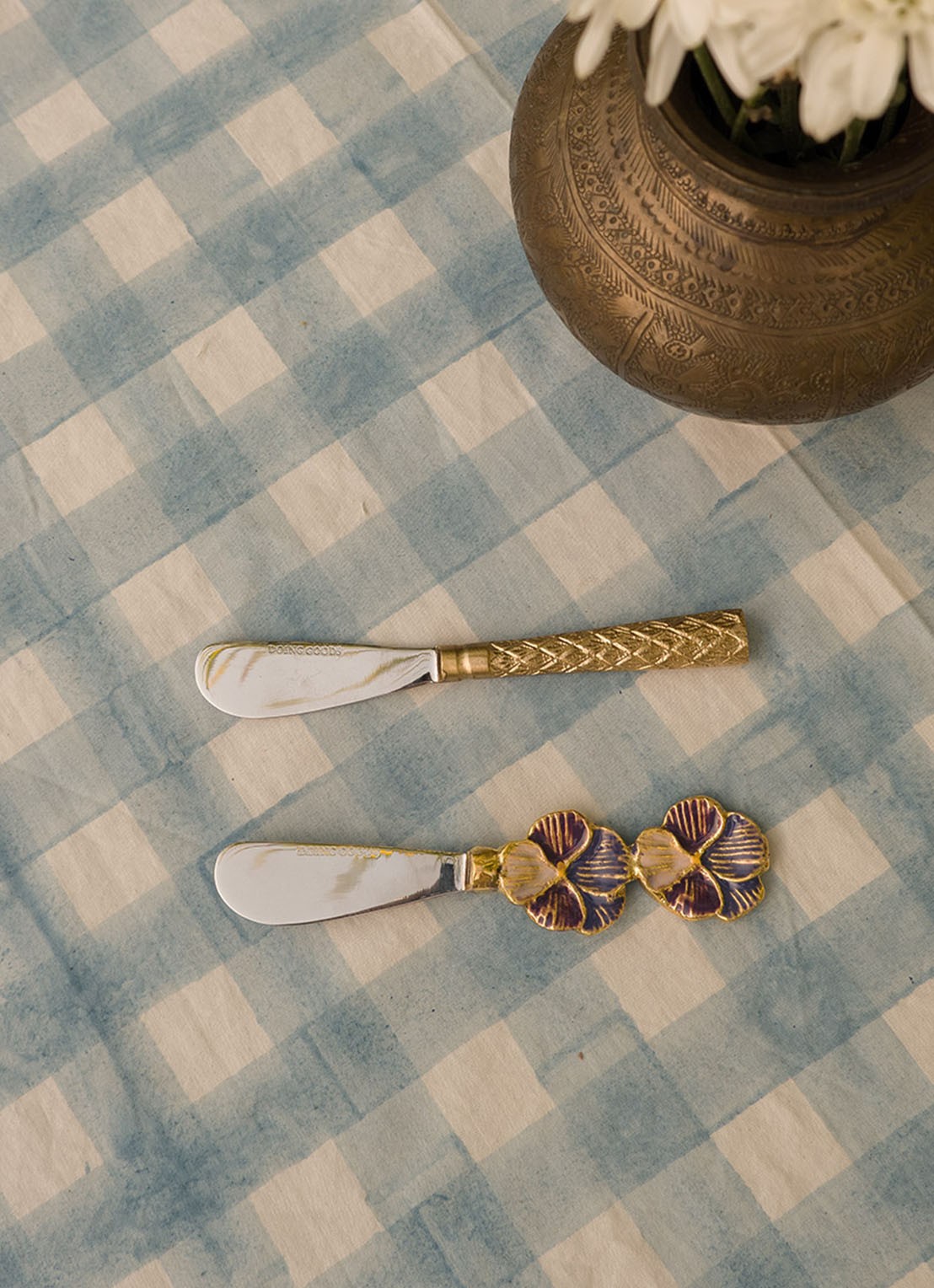 Doing Goods Valery Violet botermes - voorkant 2 goud