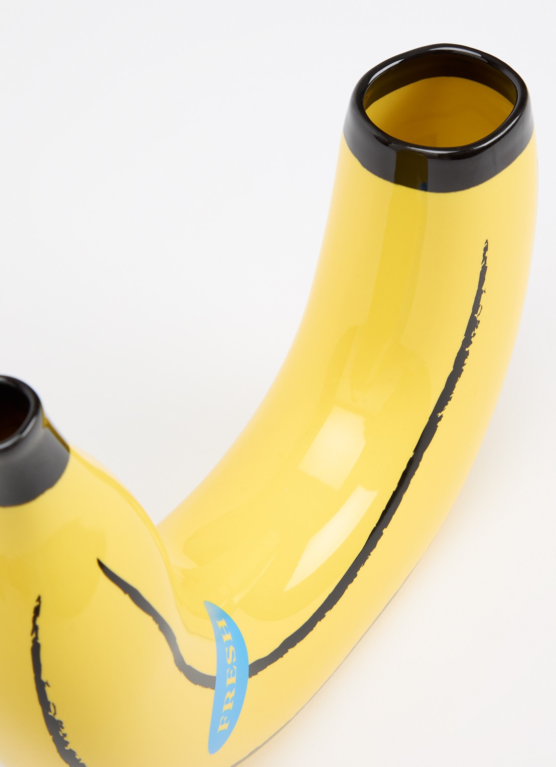 DOIY Banana vaas 18,5 cm - voorkant 2 geel