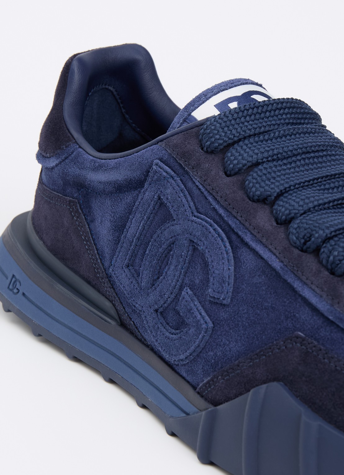 Dolce & Gabbana Athletic sneakers van kalfssuède - detail 6 donkerblauw
