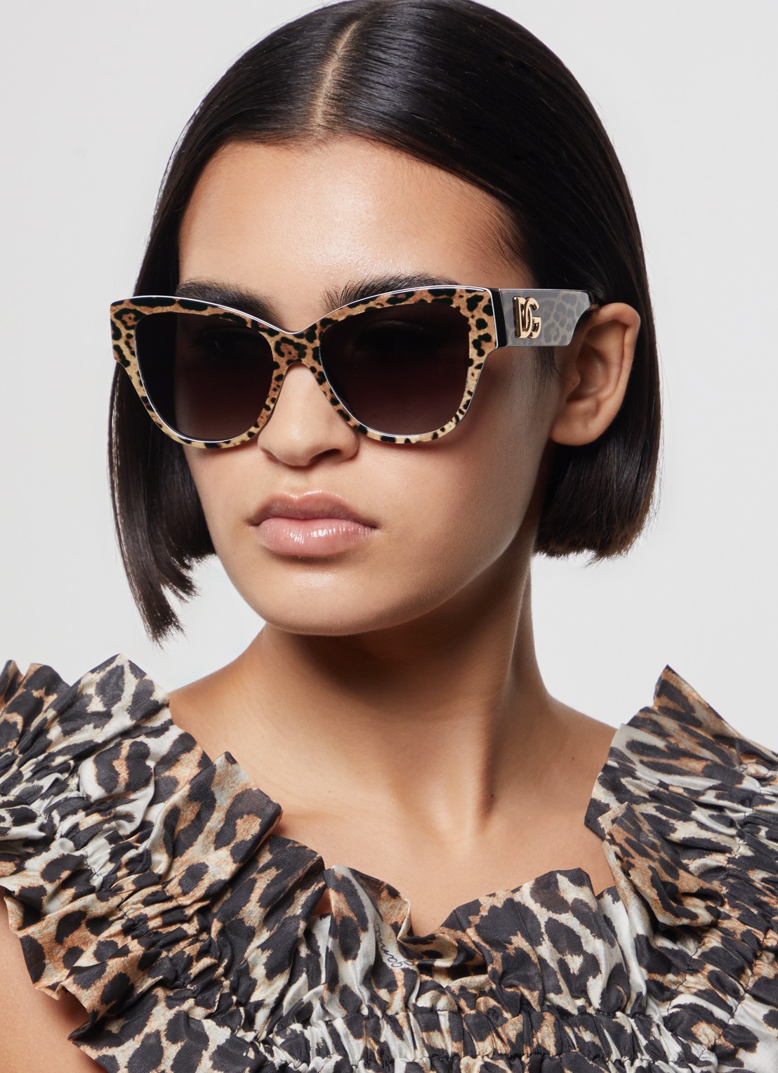 Dolce & Gabbana Butterfly zonnebril DG4449  - voorkant 2 camel