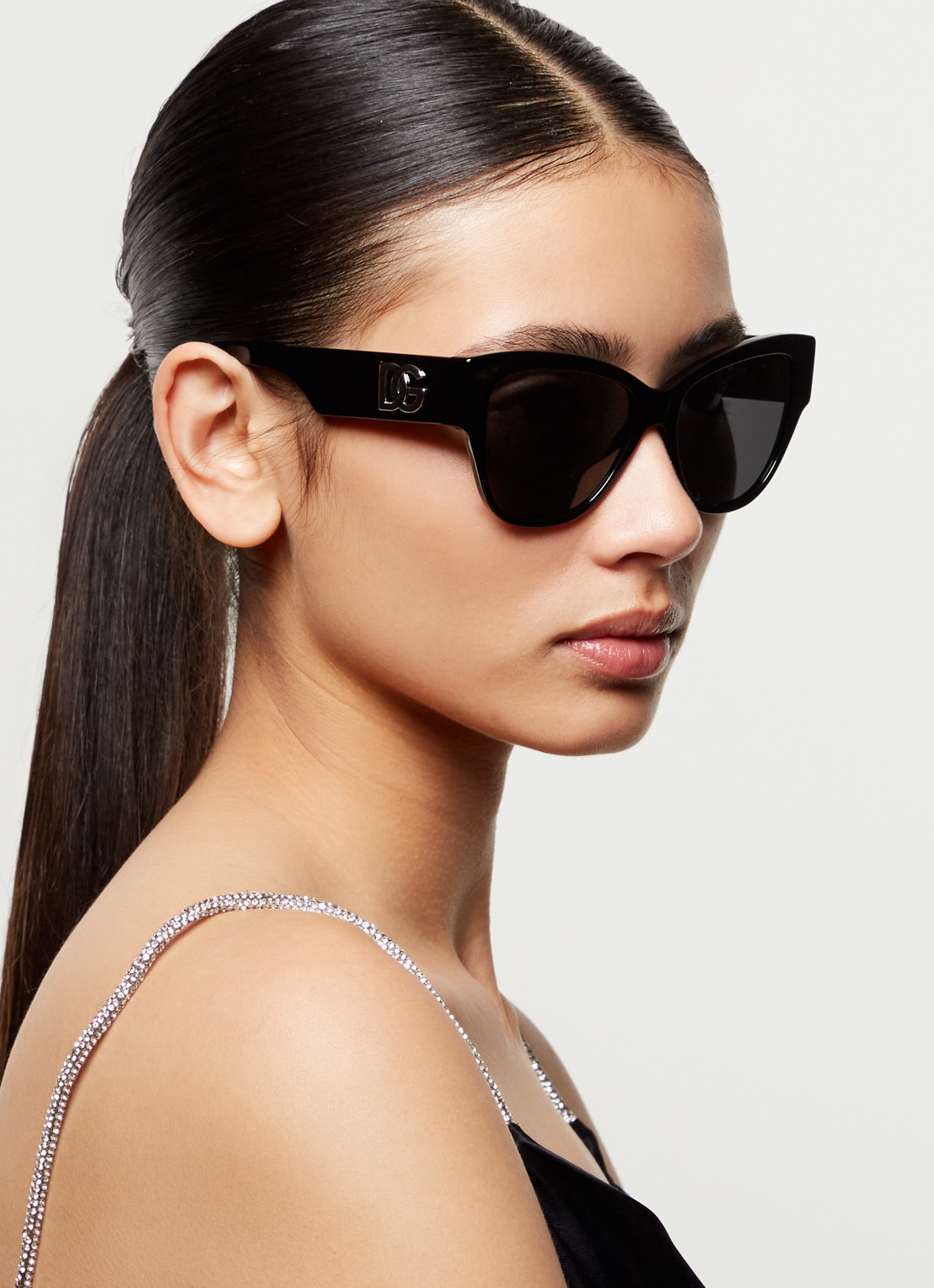 Dolce & Gabbana Butterfly zonnebril DG4449  - voorkant 5 zwart
