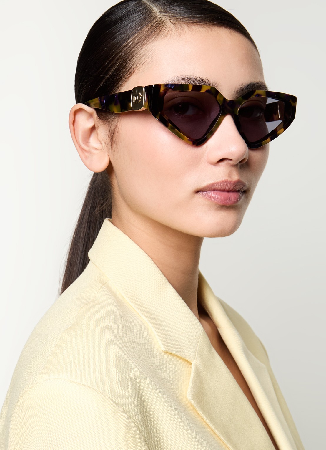 Dolce & Gabbana Cat Eye zonnebril DG4469 - voorkant 5 donkerbruin