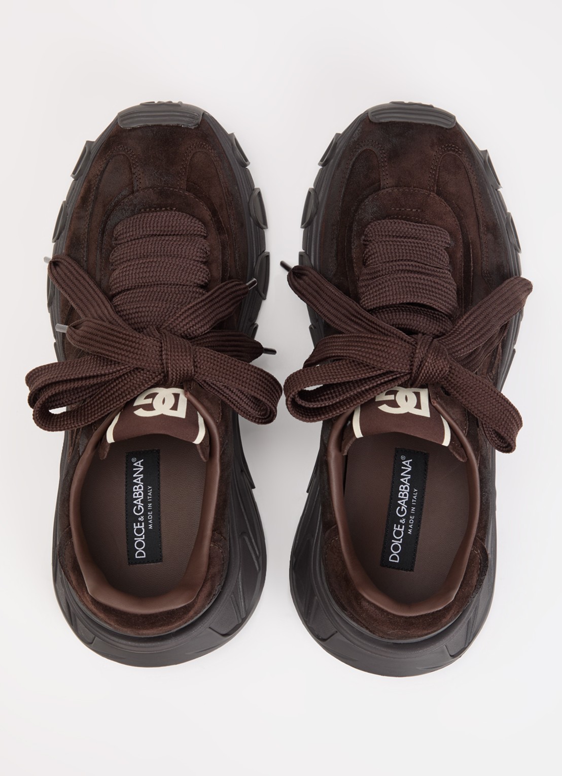 Dolce & Gabbana Country Road sneaker van kalfssuède met logo - detail 3 donkerbruin