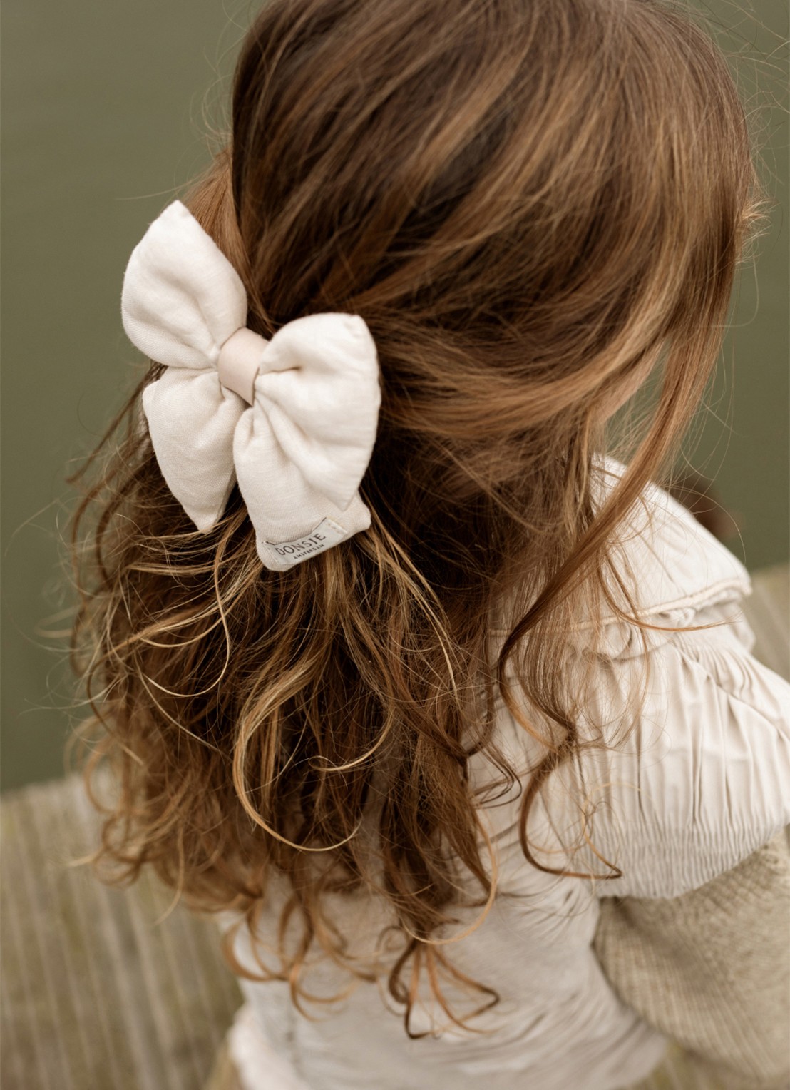Donsje Amsterdam Haarcllip met strikdetail - voorkant 3 roze