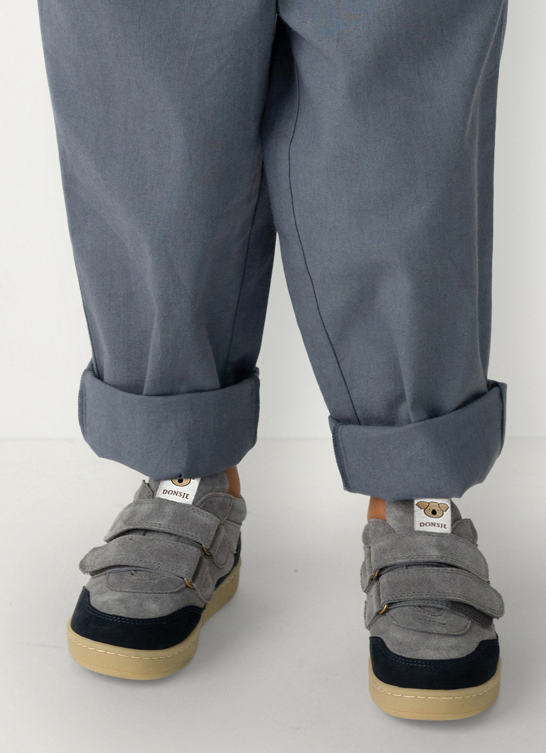 Donsje Amsterdam Ivalo sneaker van leer - detail 8 lichtblauw