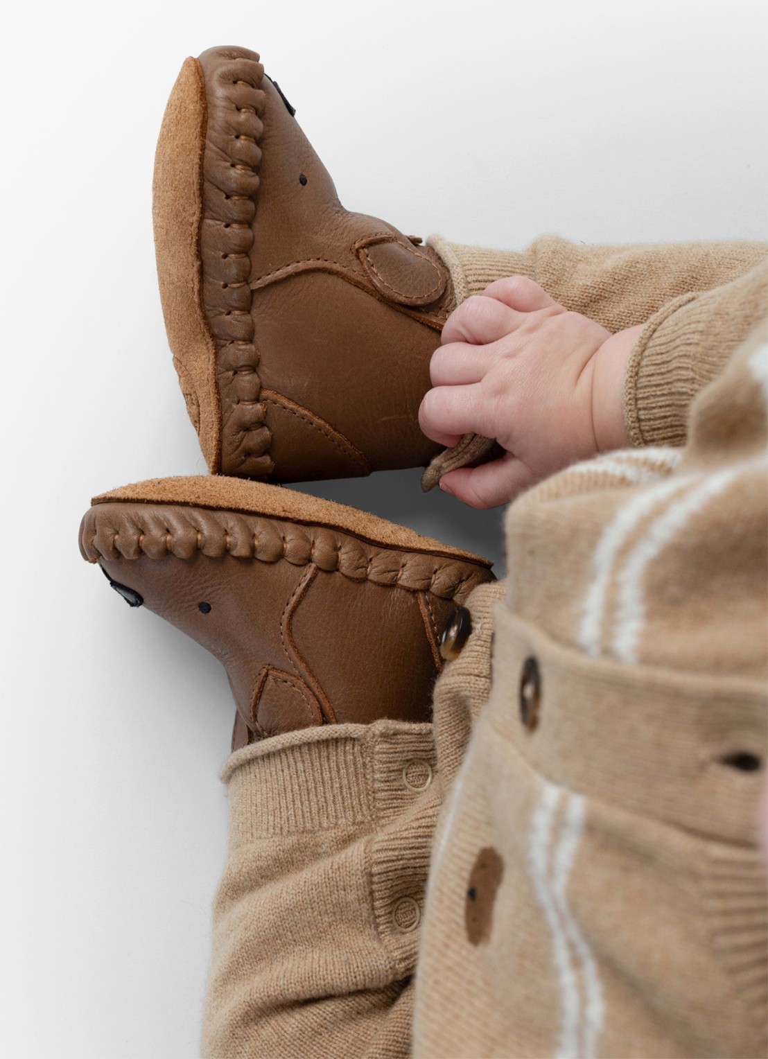 Donsje Amsterdam Kapi Classic Booties | Bear - voorkant 2 cognac