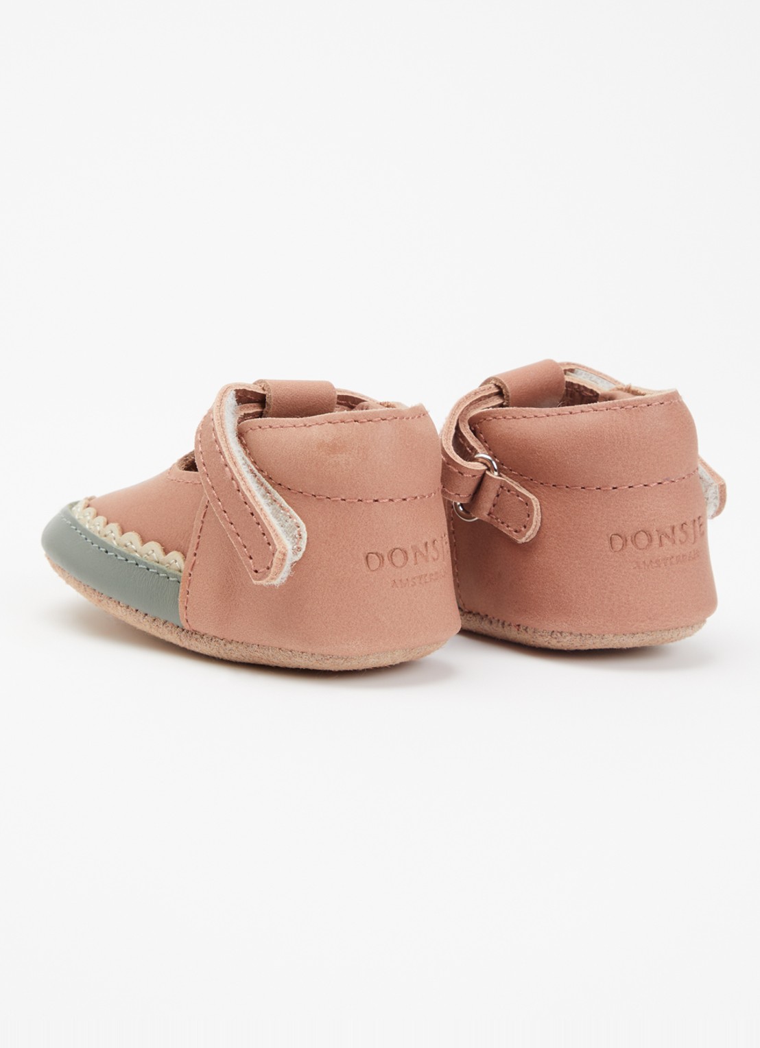 Donsje Amsterdam Nanoe Watermelon babyschoentje van leer - achterkant abrikoos