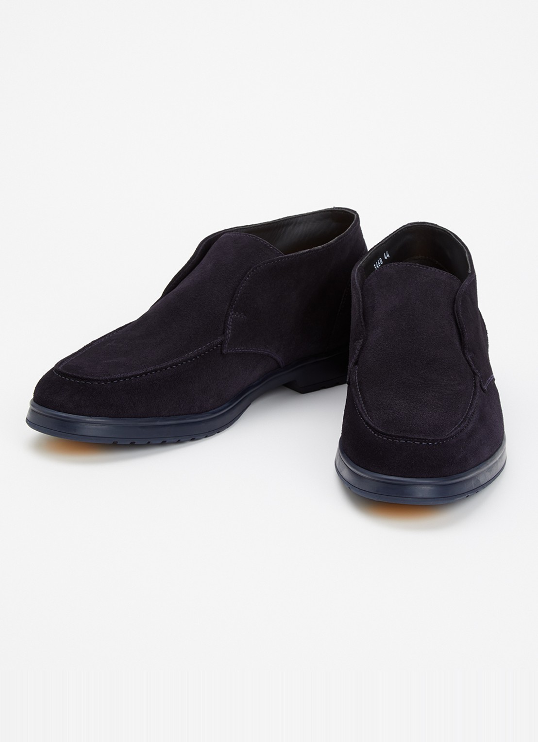 Doucal's Chukka Adler Elast Visone slip-on van kalfssuède - detail donkerblauw