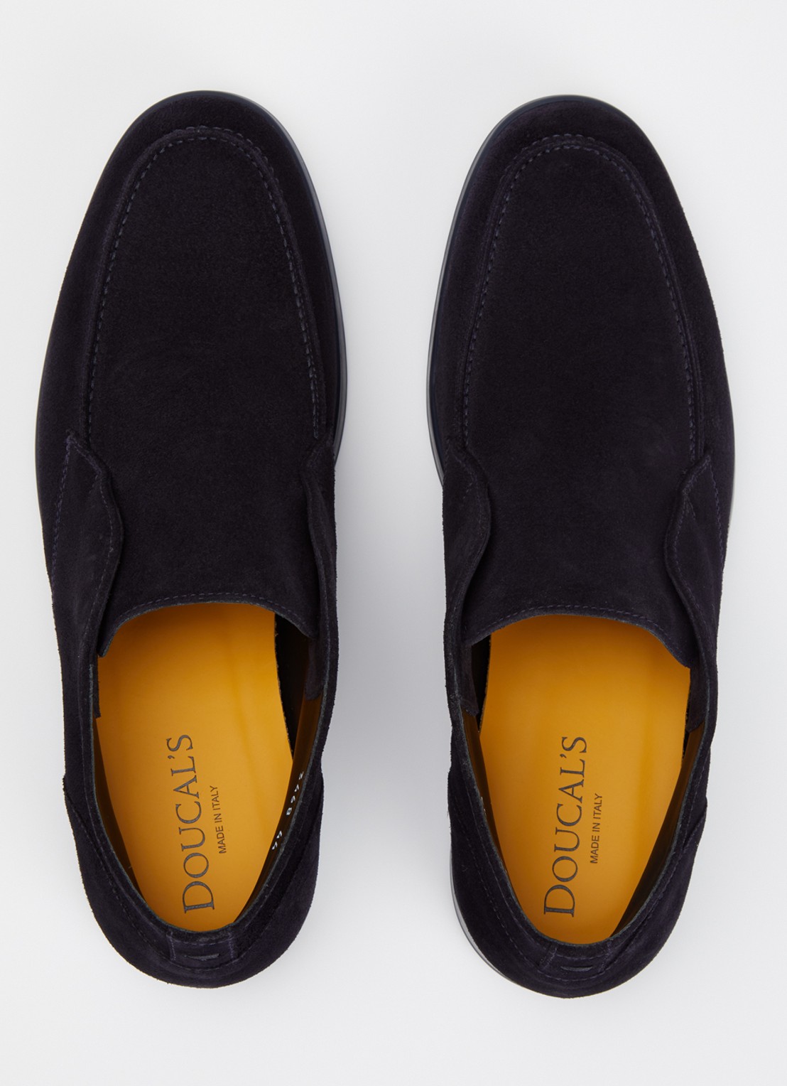 Doucal's Chukka Adler Elast Visone slip-on van kalfssuède - detail 2 donkerblauw
