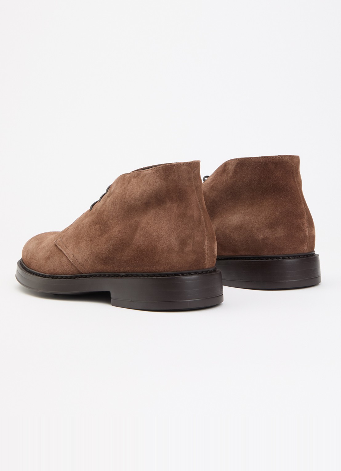 Doucal's Chukka Visone veterschoen van kalfssuède - achterkant 3 bruin