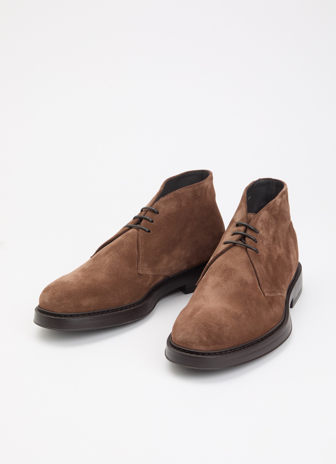 Doucal's Chukka Visone veterschoen van kalfssuède - detail bruin