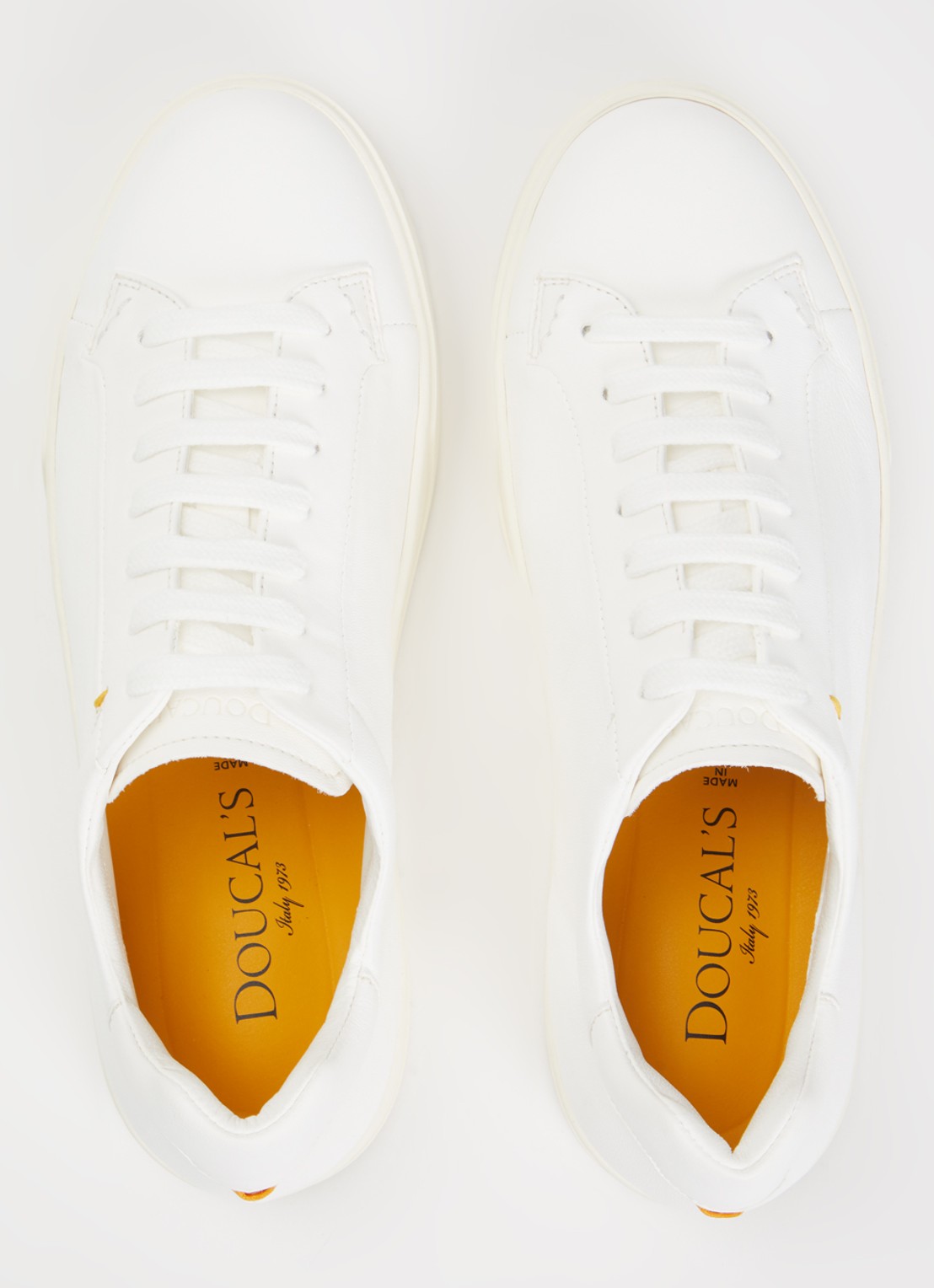 Doucal's Plonge sneaker van lamsleer - detail 4 naturel