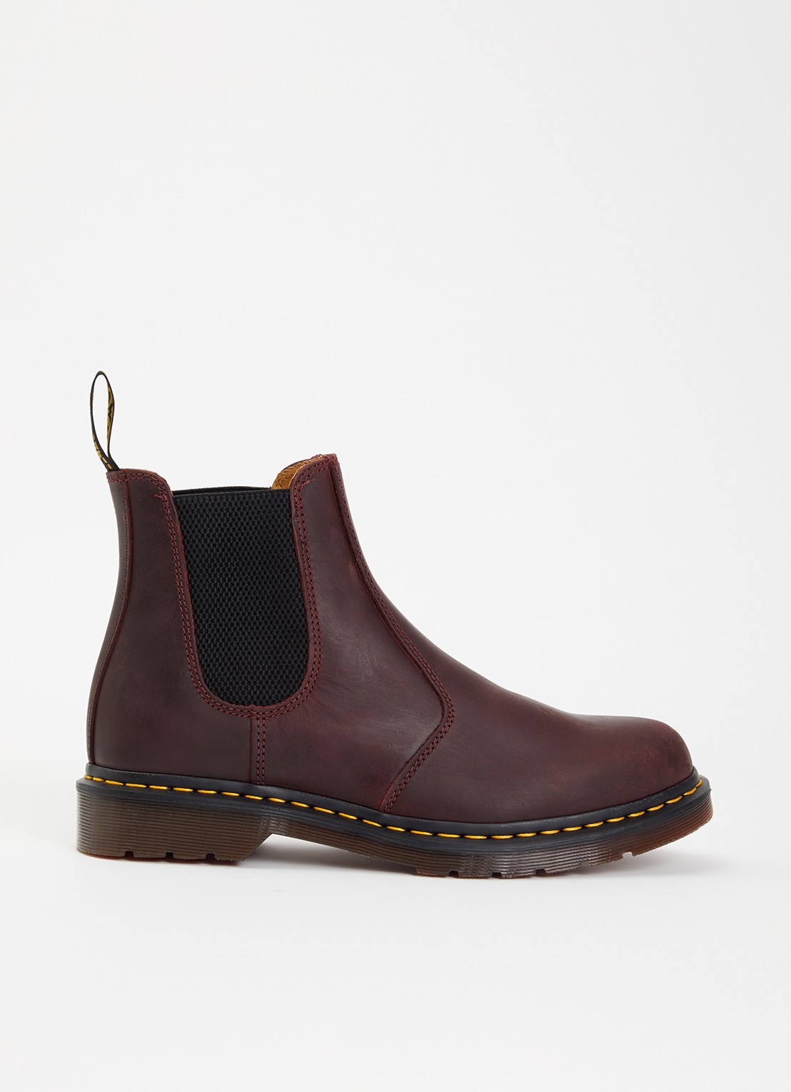 Dr. Martens Chelsea boot van leer - voorkant 3 bordeauxrood