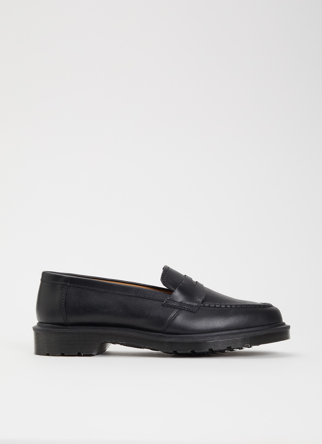Dr. Martens Delapre loafer van kalfsleer - voorkant zwart