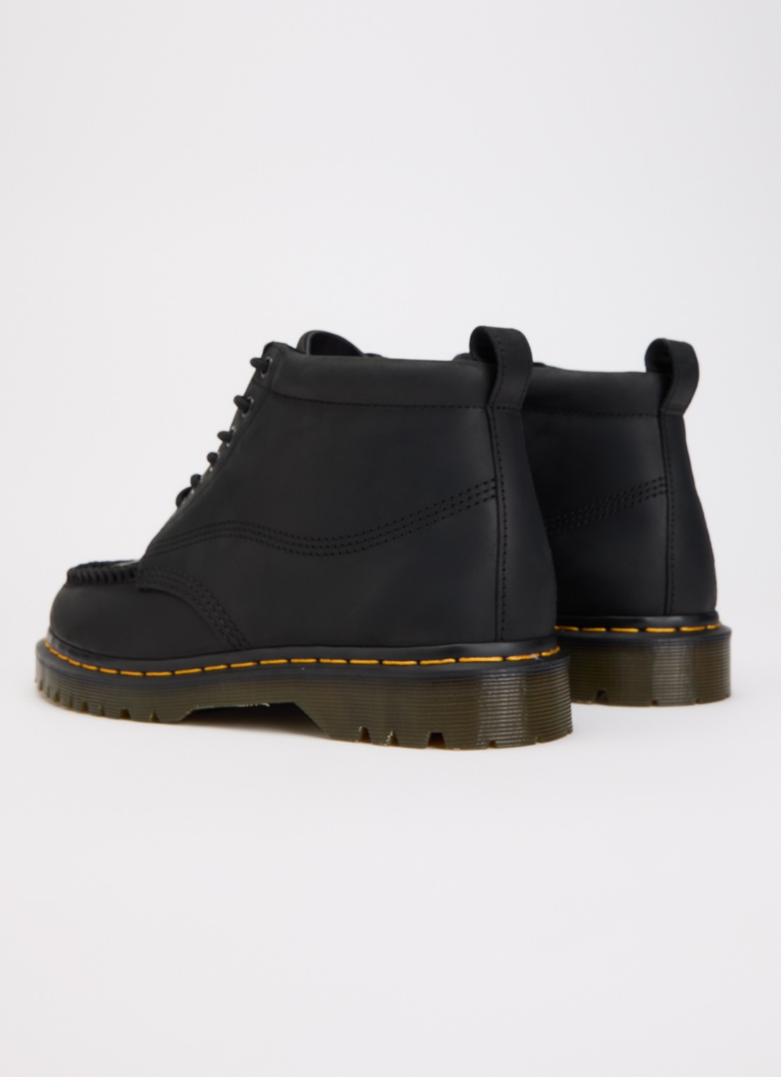 Dr. Martens Lowell veterboot van leer - achterkant 3 zwart