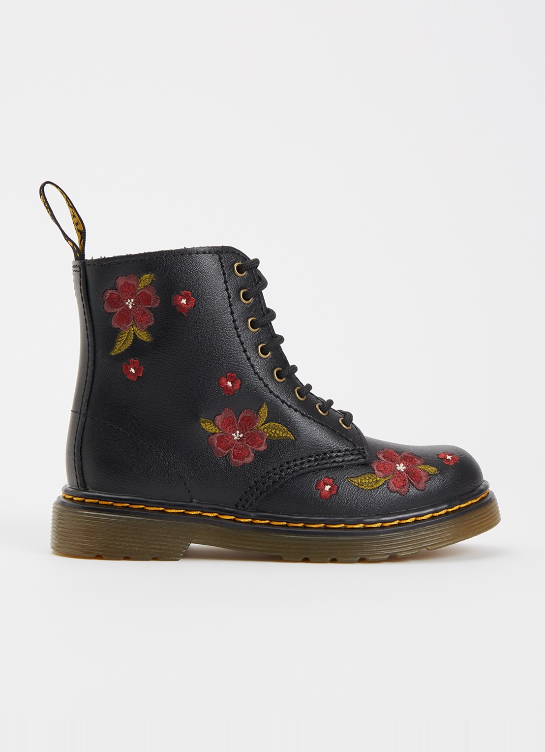 Dr. Martens Pascal veterboot van leer met borduring - voorkant 3 zwart