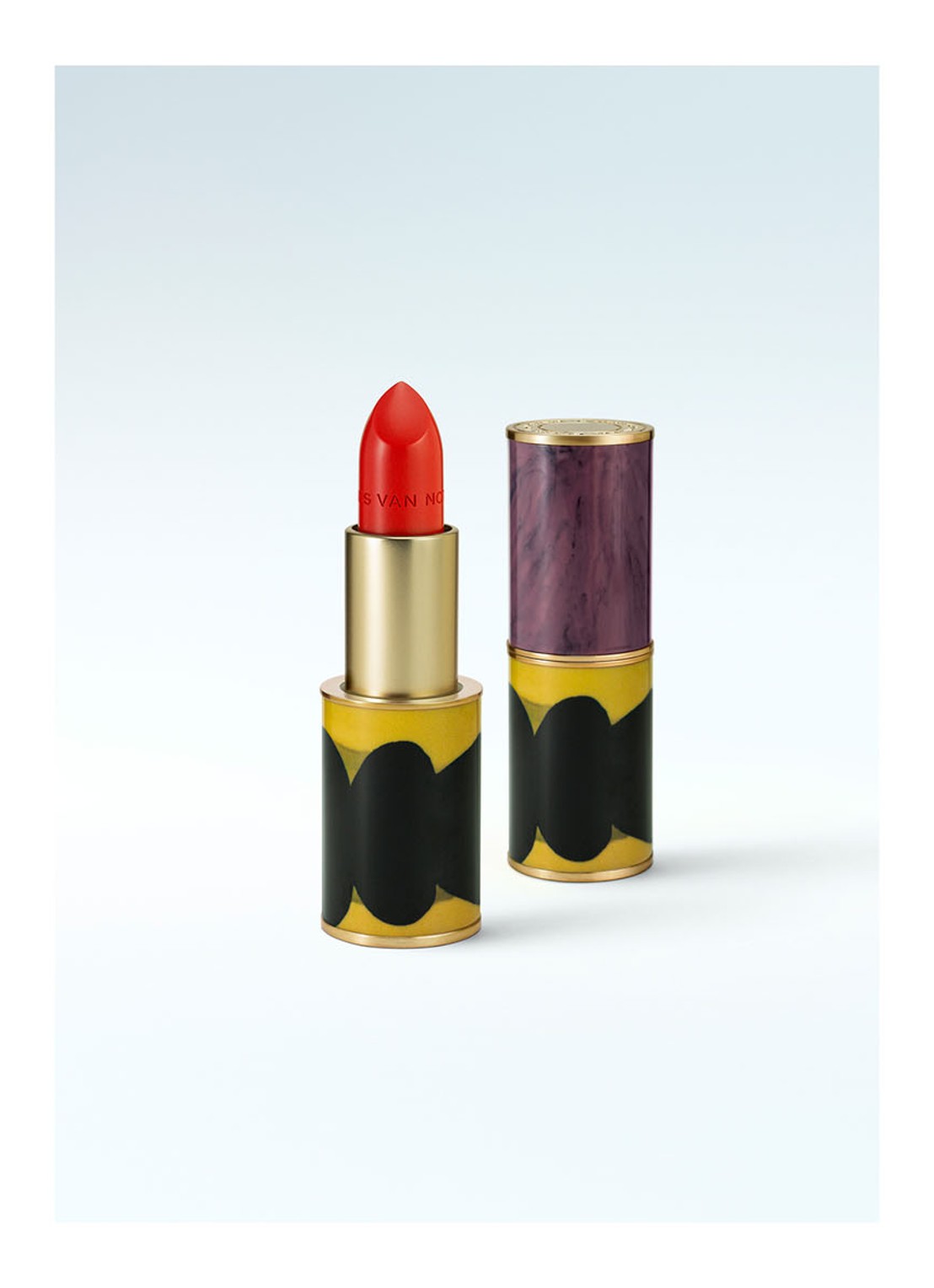 Dries Van Noten Lipstick Sheer - navulling - voorkant 2 06  abstract red sheer