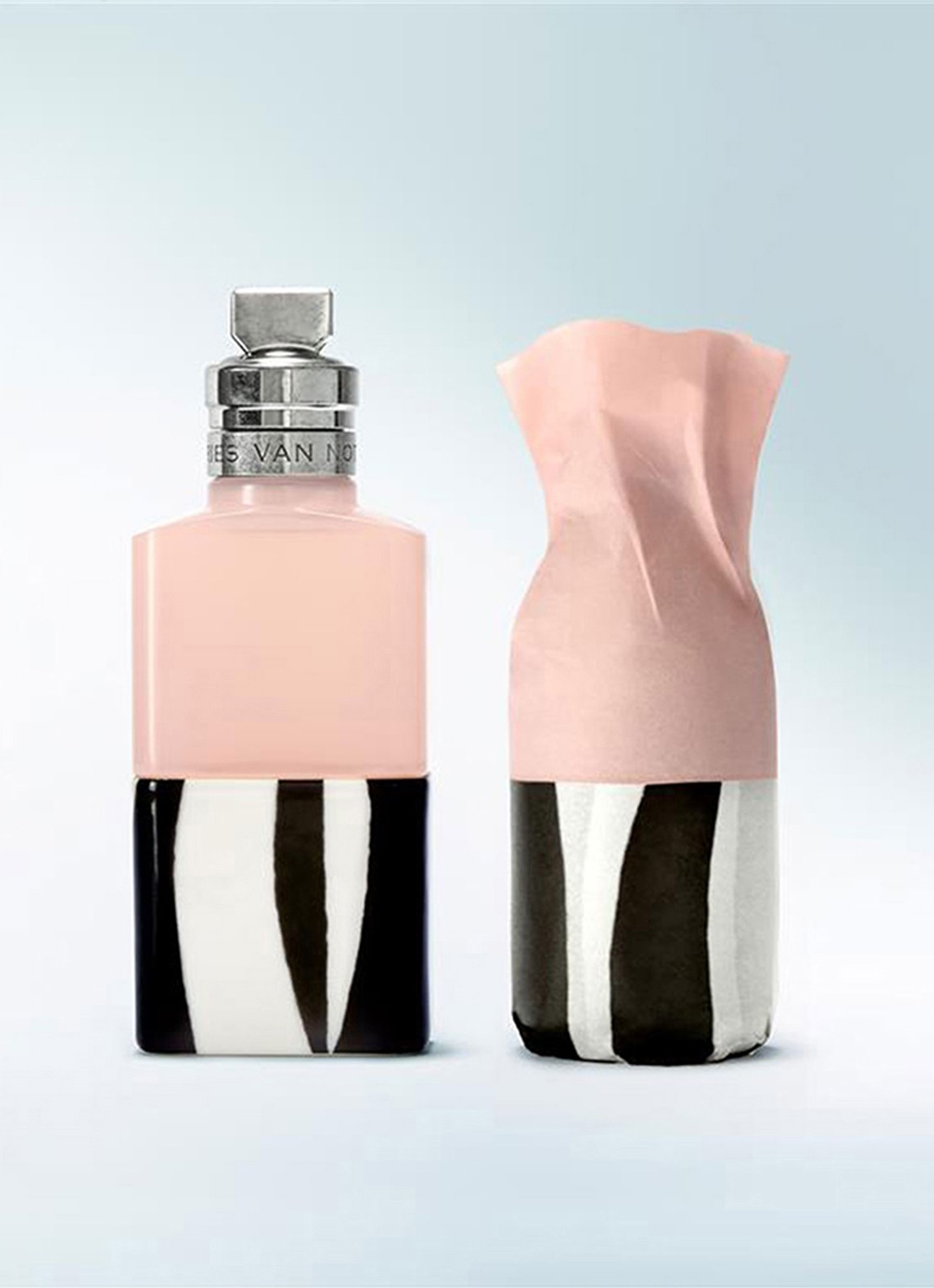 Dries Van Noten Rosa Carnivora Eau de Parfum Refill - navulling - achterkant undefined