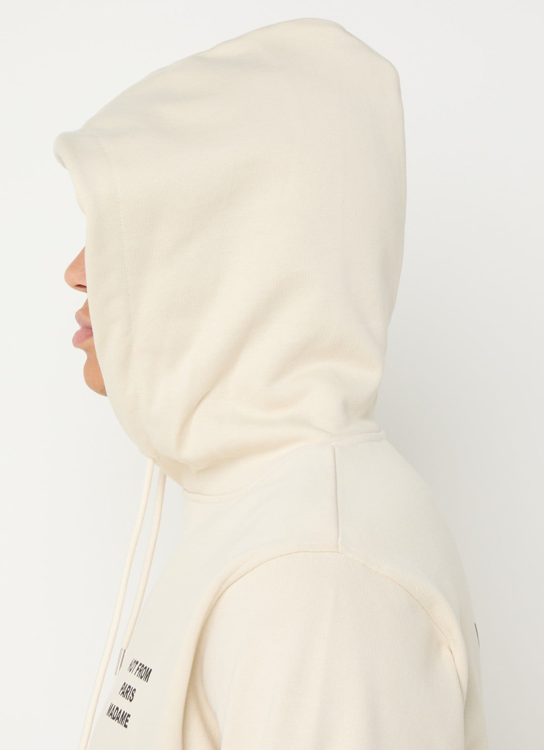 Drôle de Monsieur Hoodie met front- en backprint - detail 3 beige