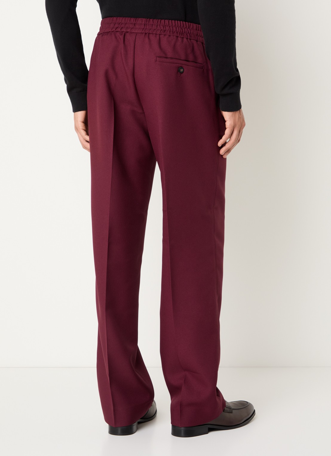 Drôle de Monsieur Loose fit broek met persplooi en steekzakken - achterkant bordeauxrood