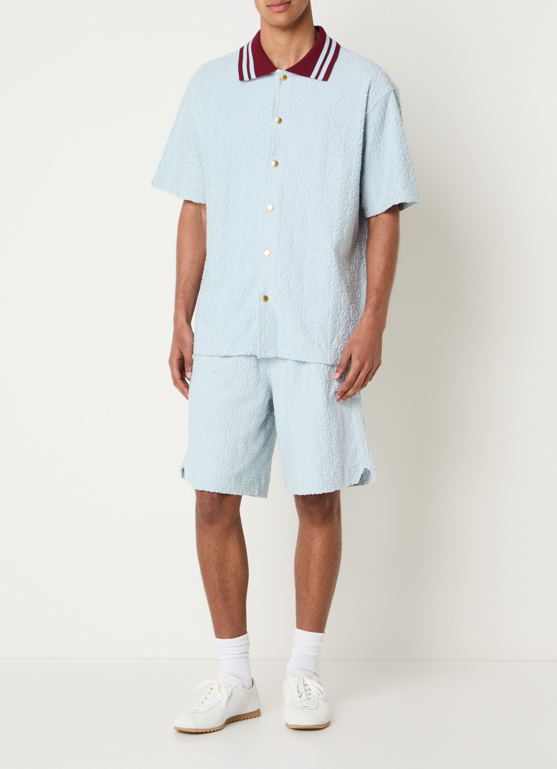 Drôle de Monsieur Monogram overhemd met logo flockprint - voorkant 2 lichtblauw