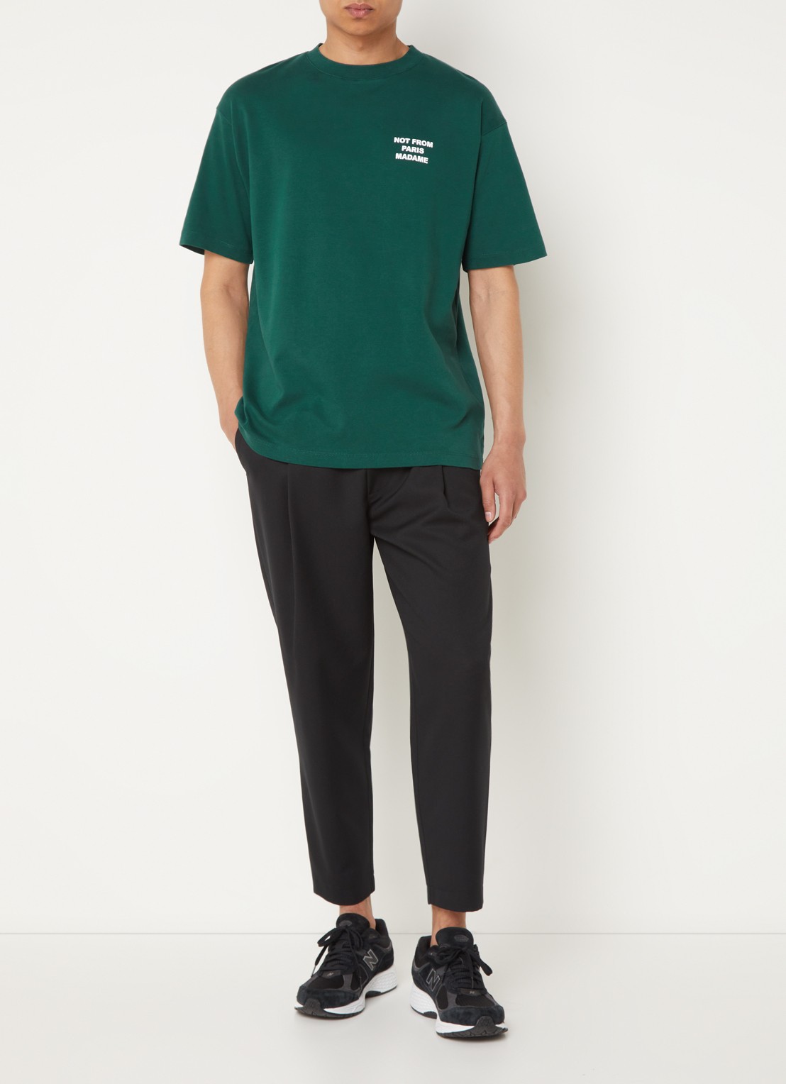 Drôle de Monsieur T-shirt met front- en backprint - voorkant 3 donkergroen