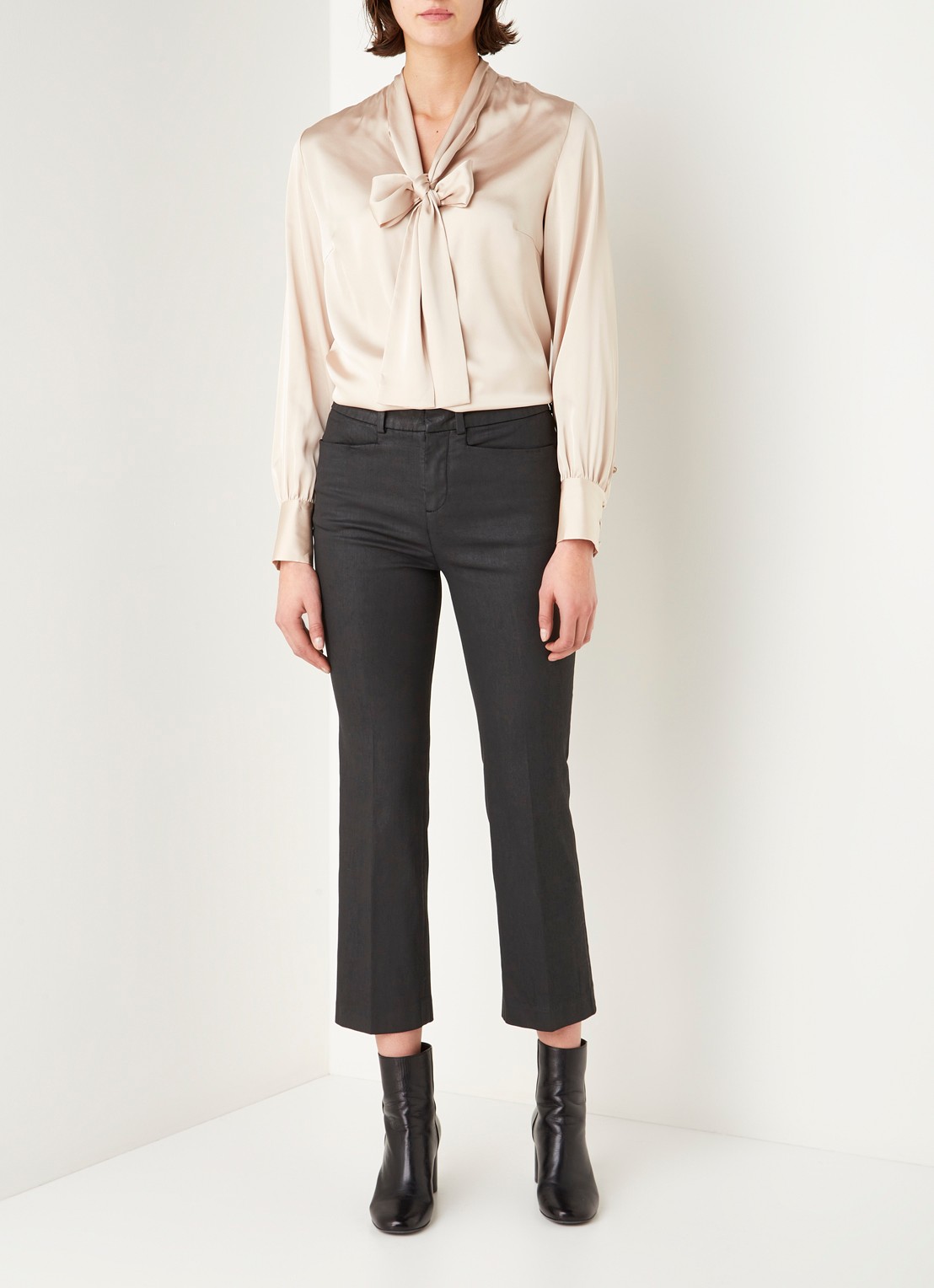 DRYKORN Basket high waist slim fit cropped pantalon met coating - voorkant 4 zwart