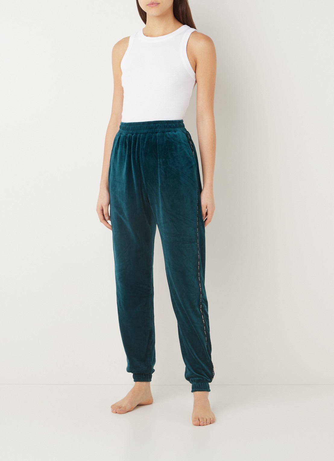 DRYKORN Olina tanktop met ribstructuur - voorkant 4 wit