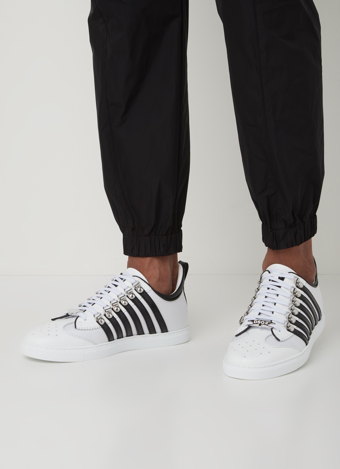 Dsquared2 251 sneaker met kalfsleren details - voorkant 2 wit
