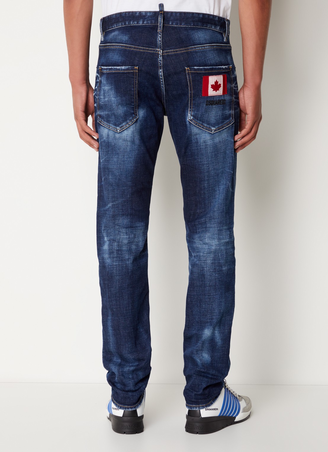 Dsquared2 Cool Guy slim fit jeans met verwassen afwerking - achterkant indigo
