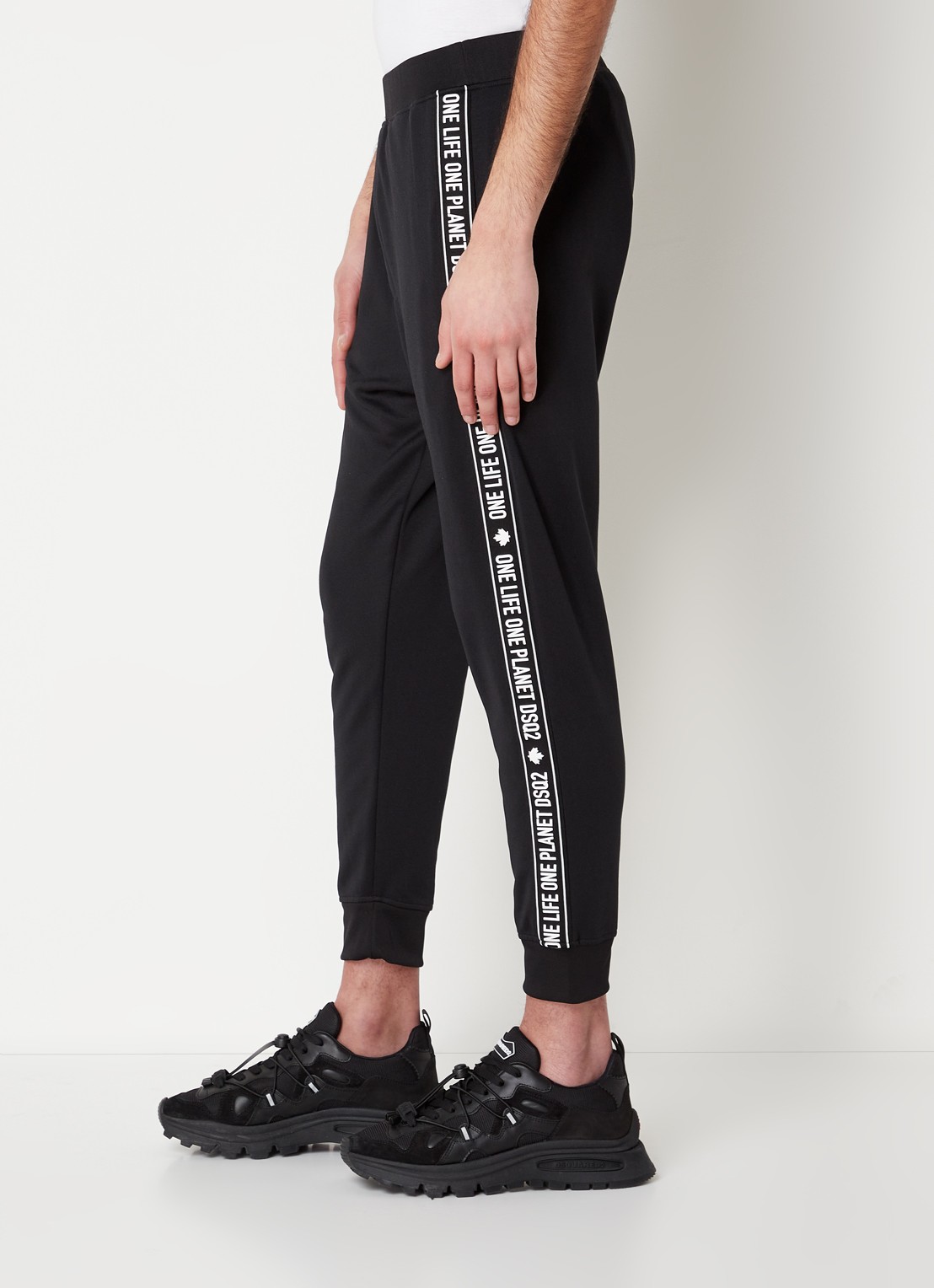 Dsquared2 Olop tapered fit joggingbroek met logotape  - detail 4 zwart