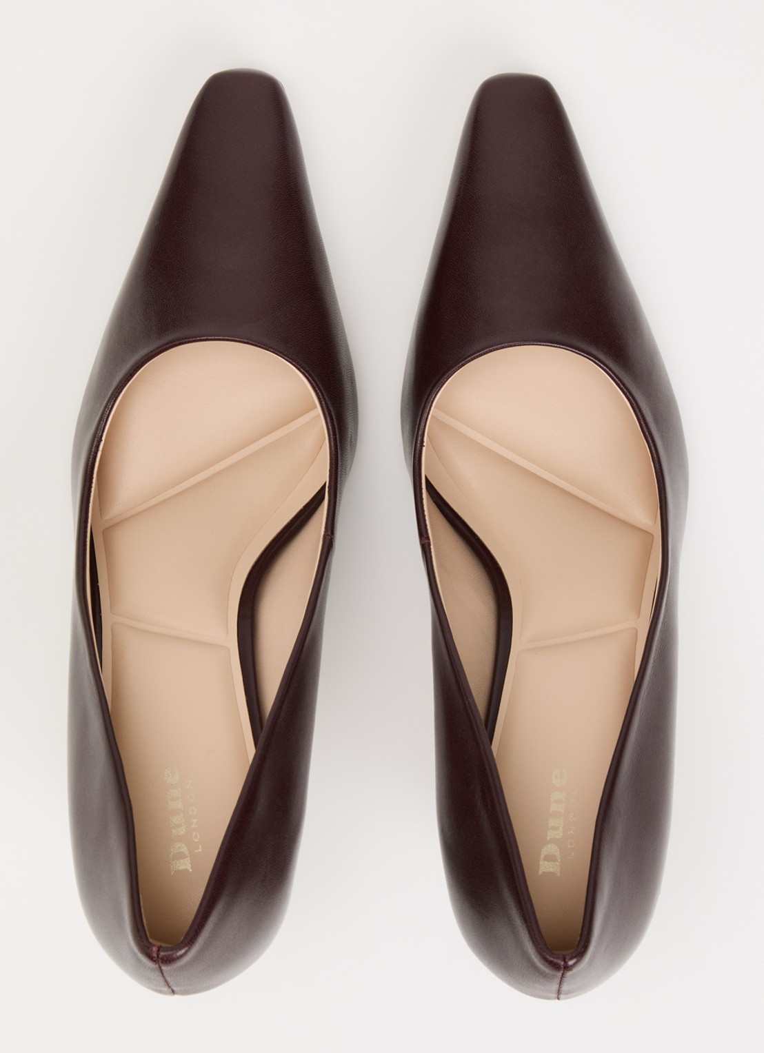 Dune London Astrids pump van leer - detail 2 bordeauxrood