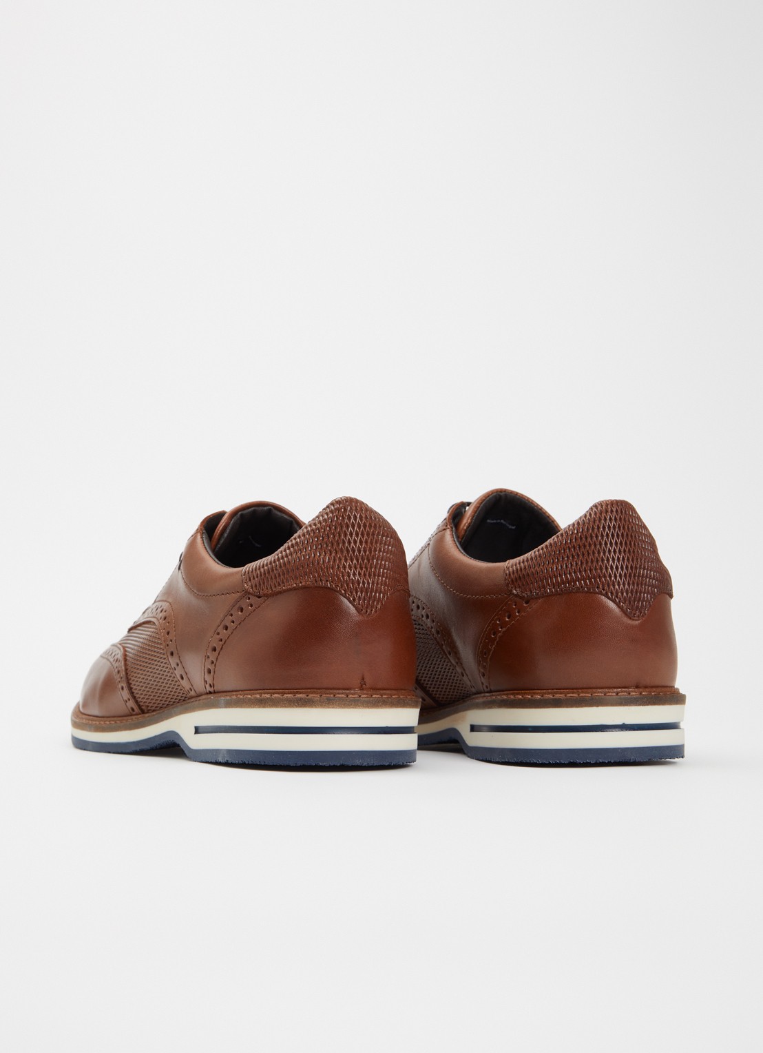Dune London Barkings brogue van nubuck  - achterkant 4 roodbruin