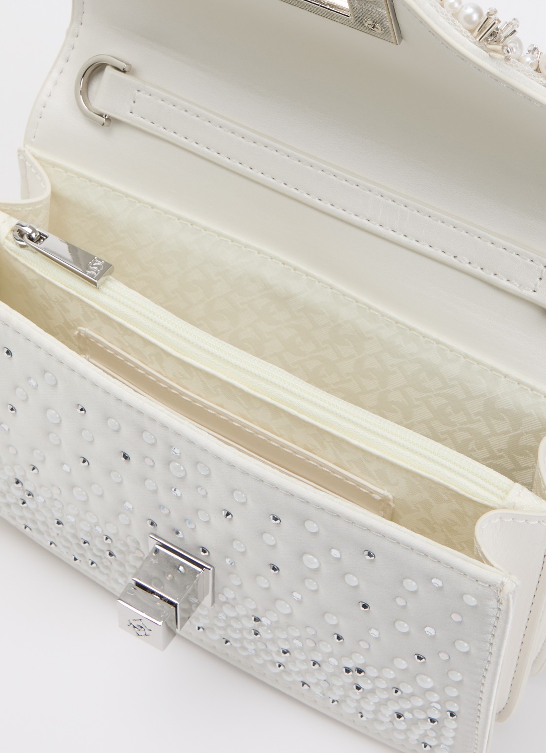 Dune London Bridesmaid handtas van satijn met afneembare schouderriem - detail 2 ivoor