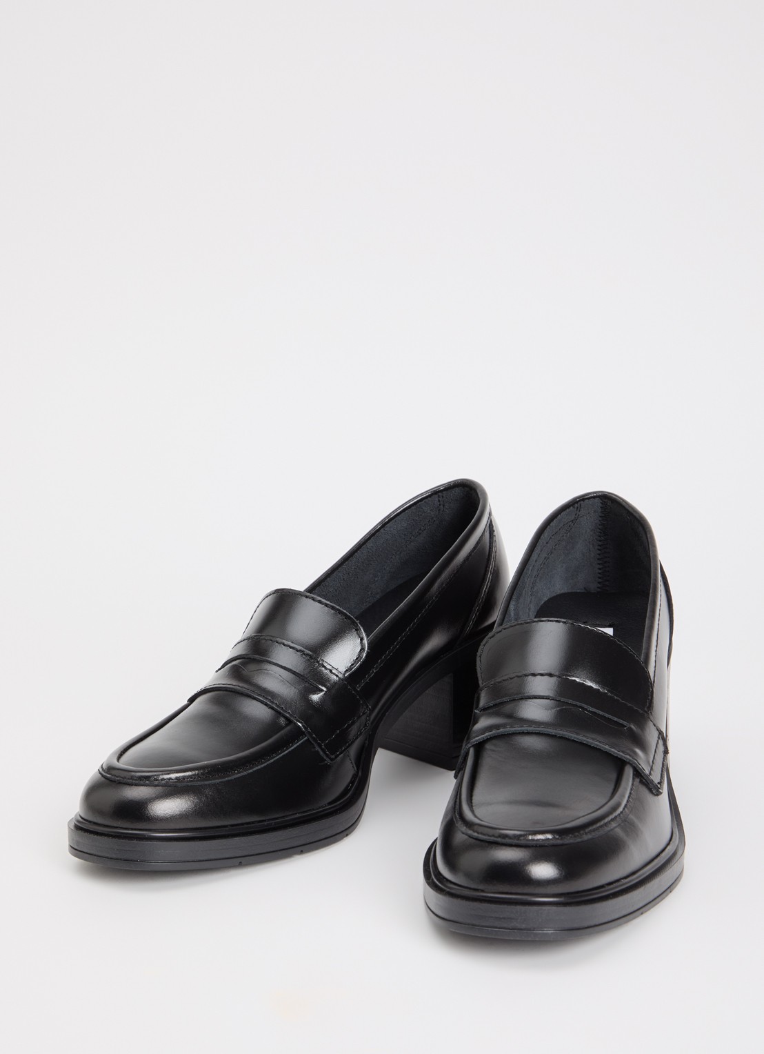 Dune London Glanzer loafer van leer - detail zwart