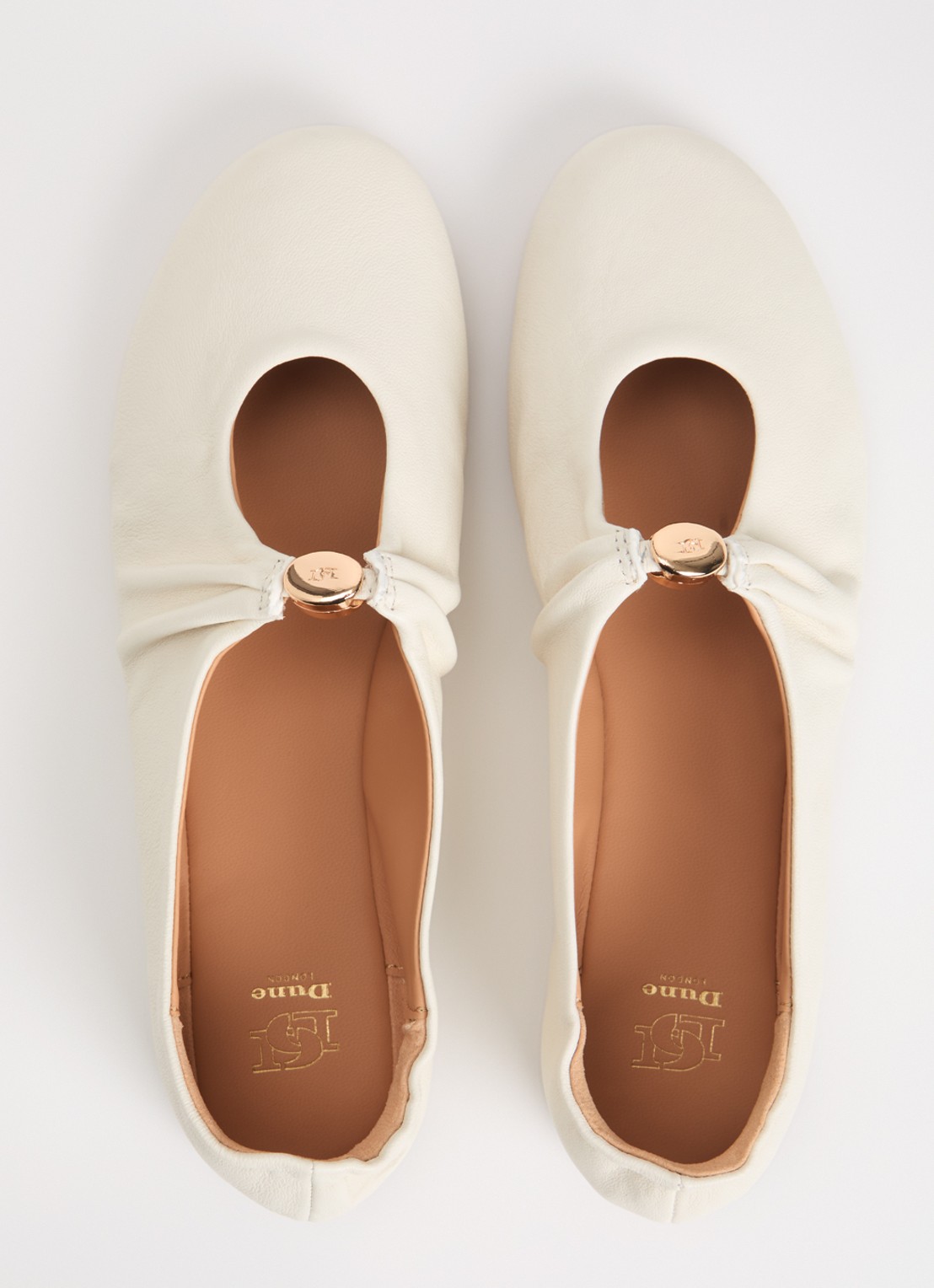 Dune London Havella ballerina van leer - detail 2 gebroken wit