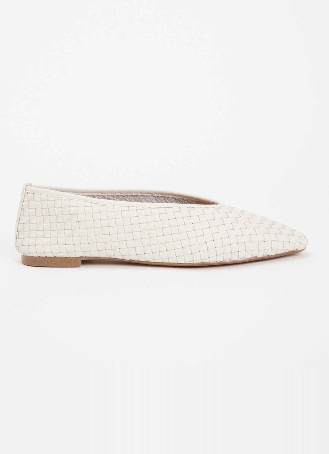 Dune London Henlee ballerina van leer met gevlochten details - voorkant 5 gebroken wit