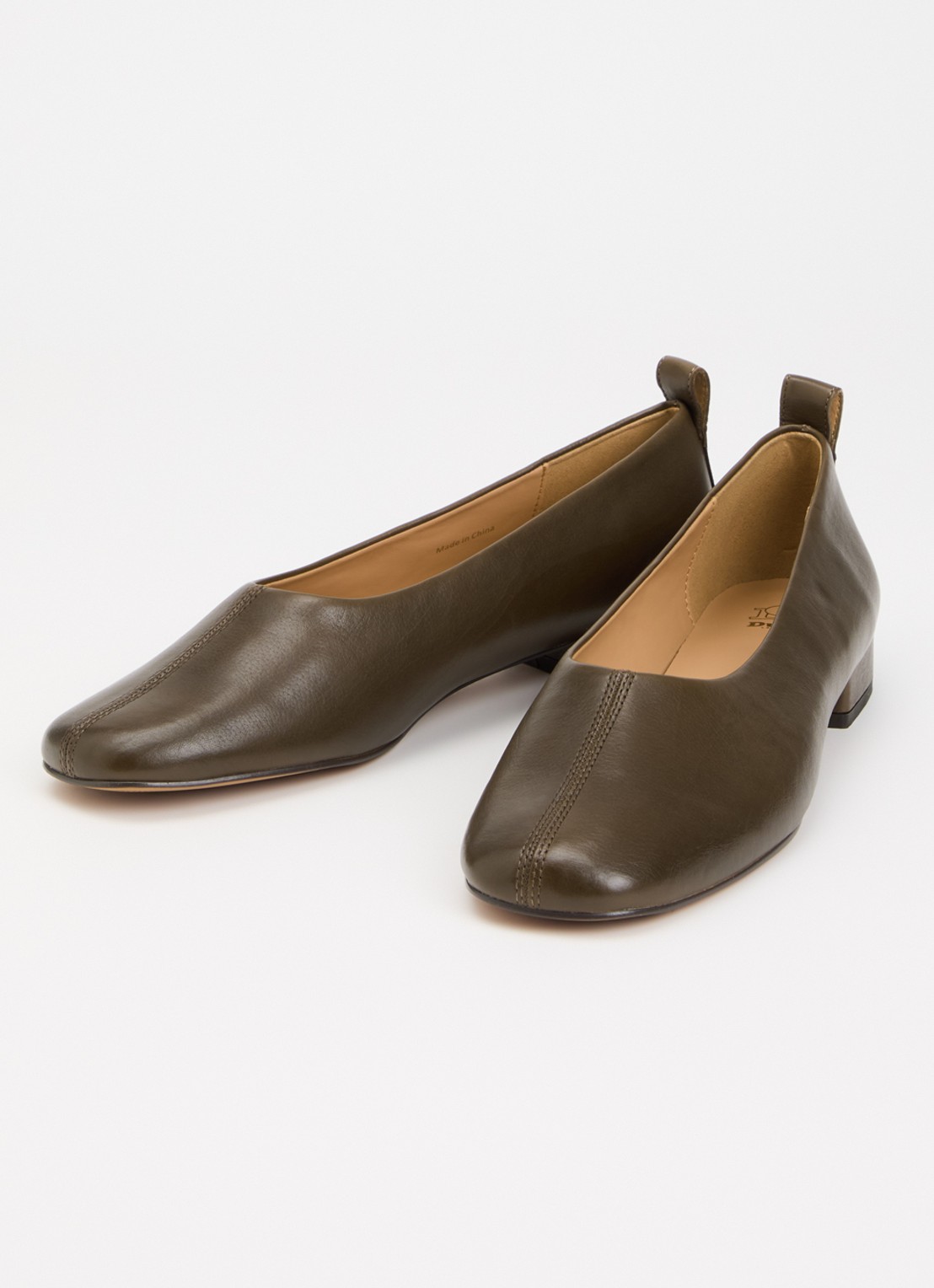 Dune London Highmark ballerina van leer - detail 3 taupe