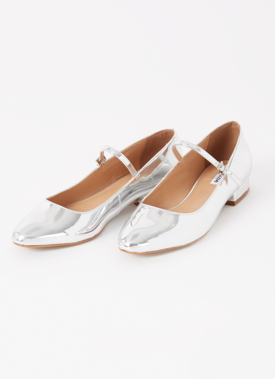 Dune London Hipplie ballerina met lakfinish - detail zilver