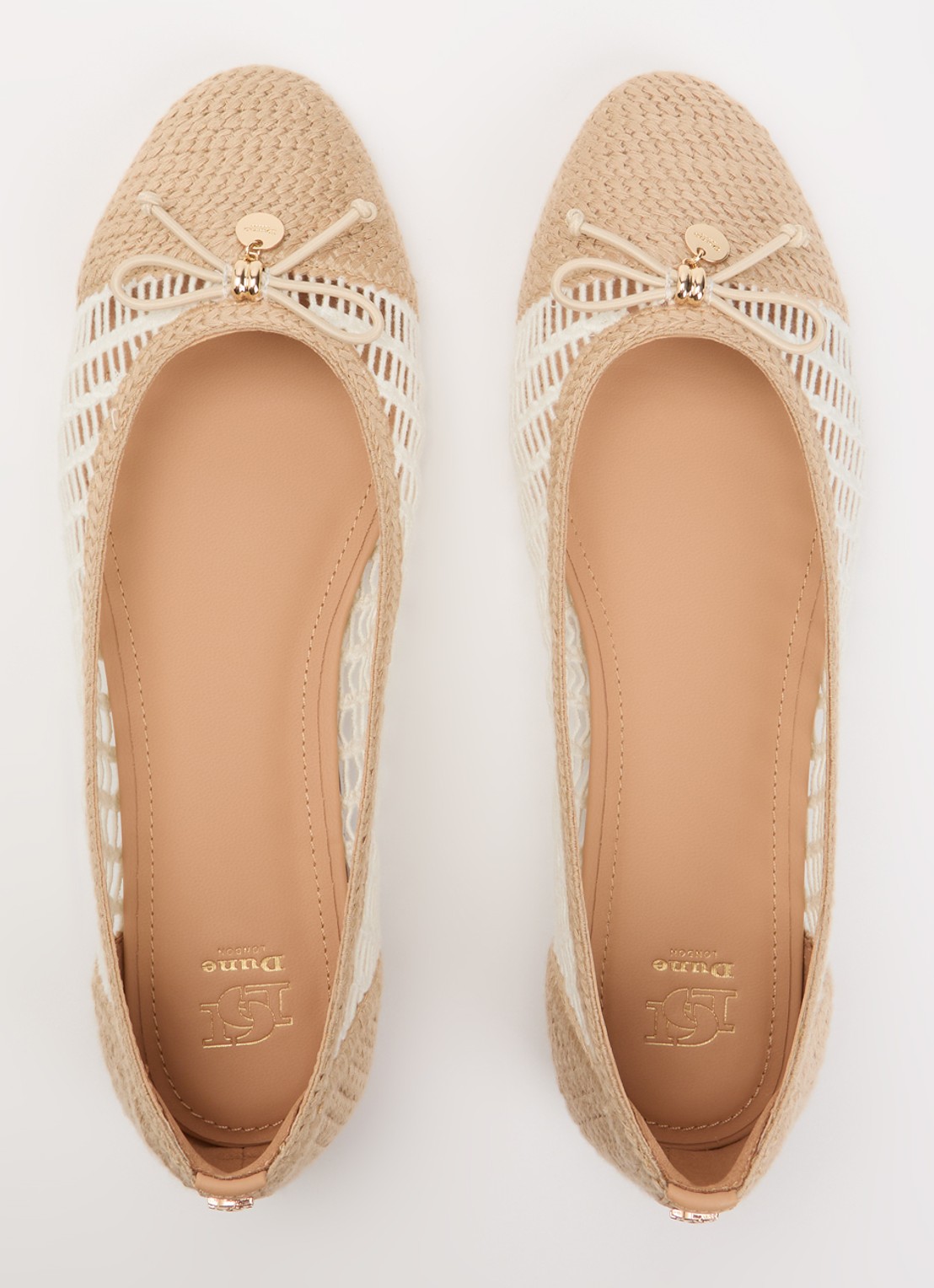 Dune London Hopsy ballerina met gestrikt detail - detail 4 creme