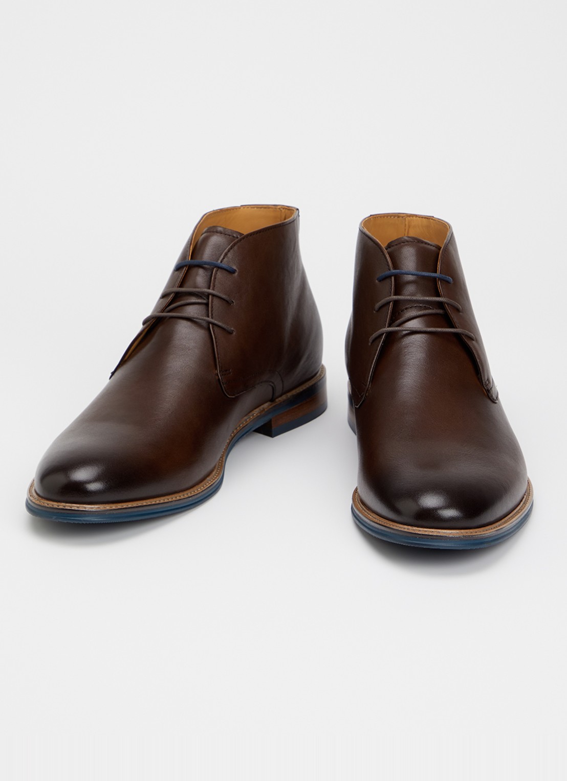 Dune London Millers veterschoen van leer met lakfinish - detail 2 donkerbruin